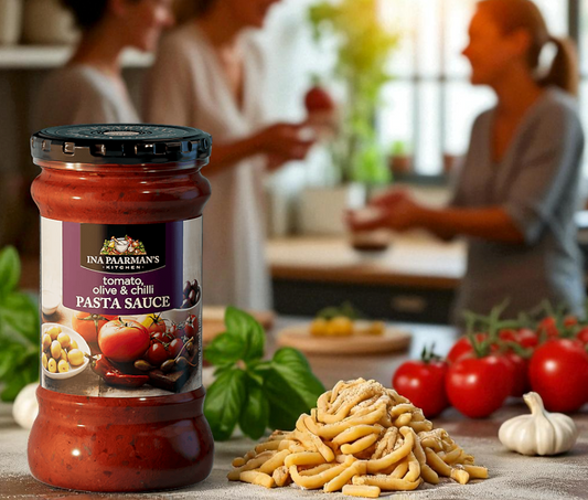 Ina Paarman | Tomato, Olive & Chilli Pasta Sauce